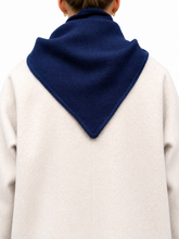 Cargar imagen en el visor de la galería, Pañuelo 100% Baby Alpaca Azul
