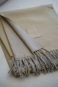 Manta Beige Barquillo Fleco Beige
