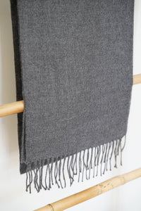 Bufanda Gris Oscura 100% Baby Alpaca