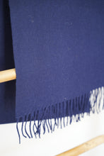 Cargar imagen en el visor de la galería, Bufanda Azul 100% Baby Alpaca
