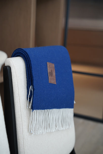 Manta Azul Fleco Blanco