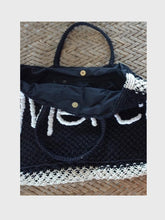 Cargar imagen en el visor de la galería, Jute Bags Merci
